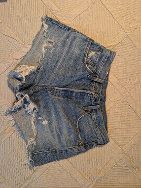 ☀️🍓🍉Levi's 501 Ripped Denim Shorts